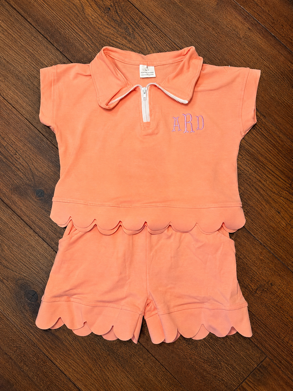 Zipper Scalloped Set